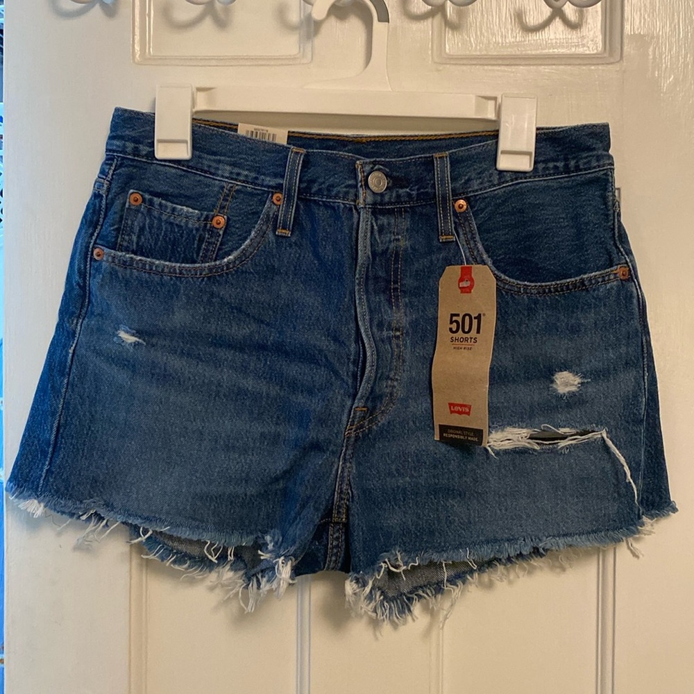NWT Size 29 Levi’s Woman’s High Rise 501 Jean Shorts